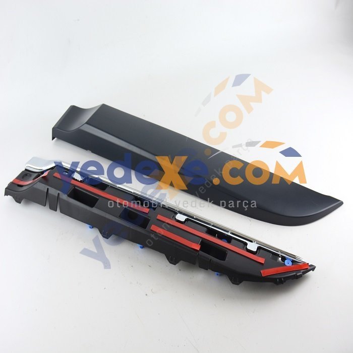 MEGANE III Sol Arka Kapı Bandı 828770700R