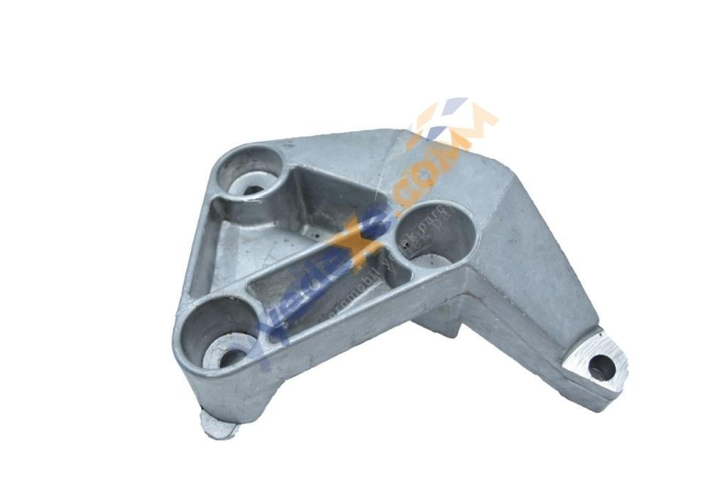 MEGANE II SCENIC II Alüminyum Motor Kulağı 8200108112 8200437464