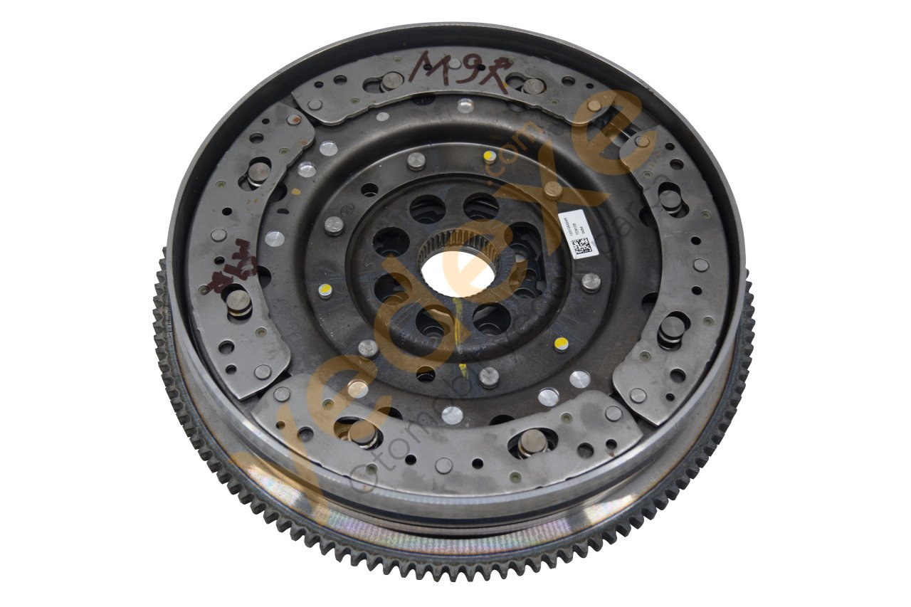 VOLAN TRAFİC III 2.0 Dci M9R OTOMATİK